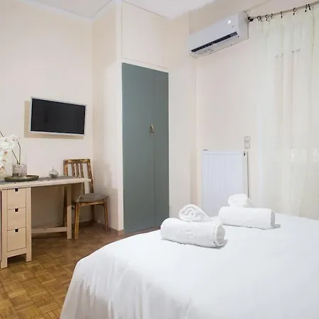 A Pleasant Near To Acropoli 1a